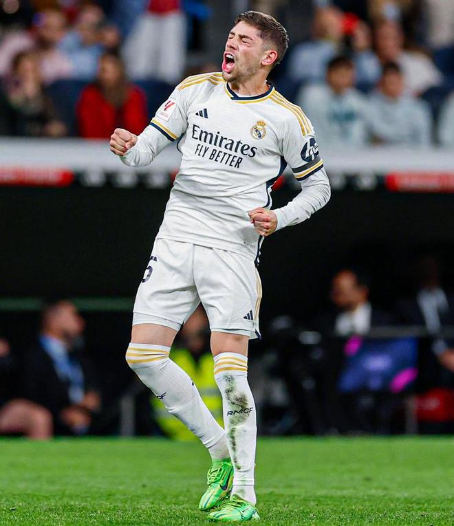 仅巩固了他 仅巩固了他